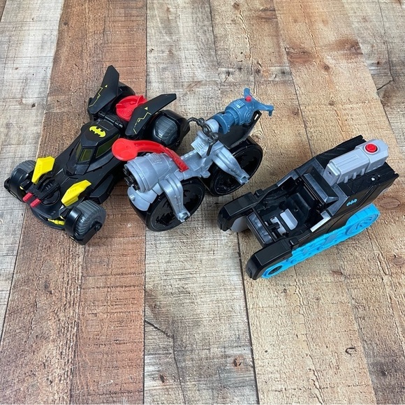 Imaginext Batman Mr. Freeze DC Car Bike Motorcycle Automobiles Toy Bundle - Picture 1 of 10